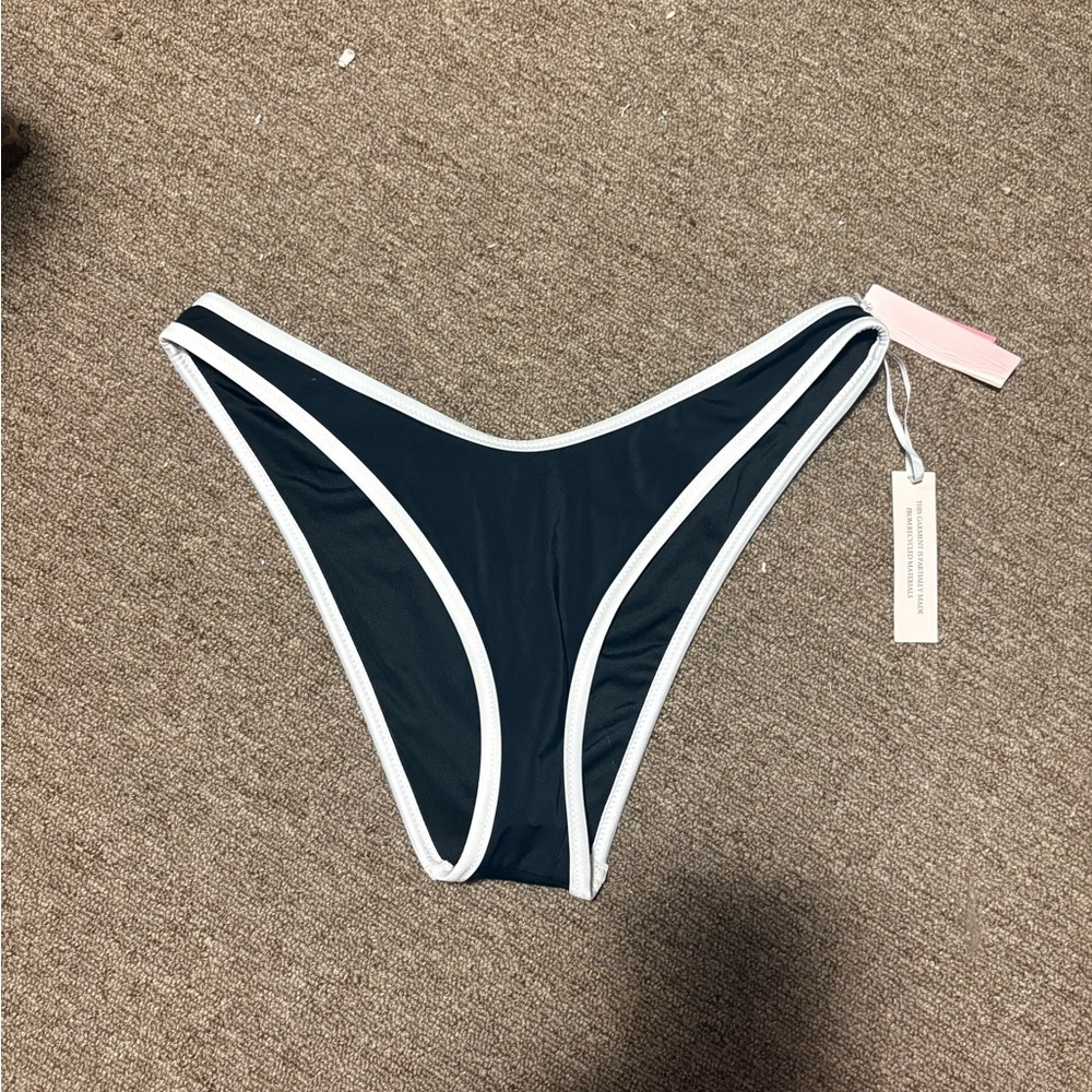 VS Contrast Swim Bottoms